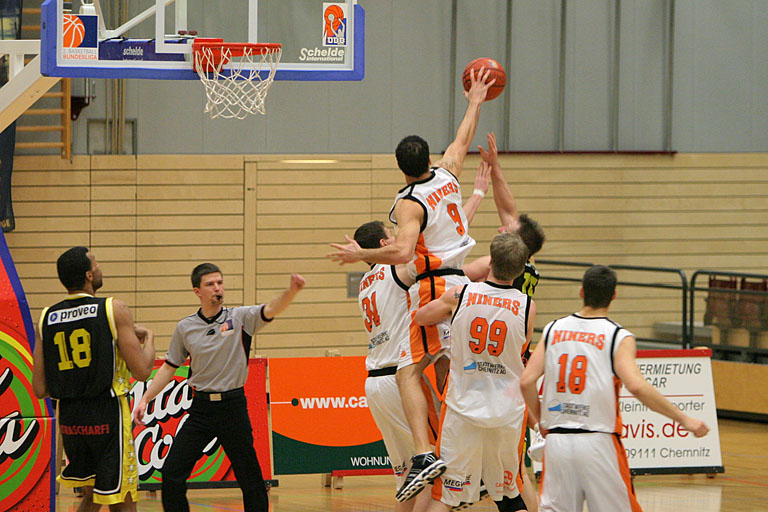 Basketball 2. Liga: BV Chemnitz 99 vs. Crailsheim Merlins